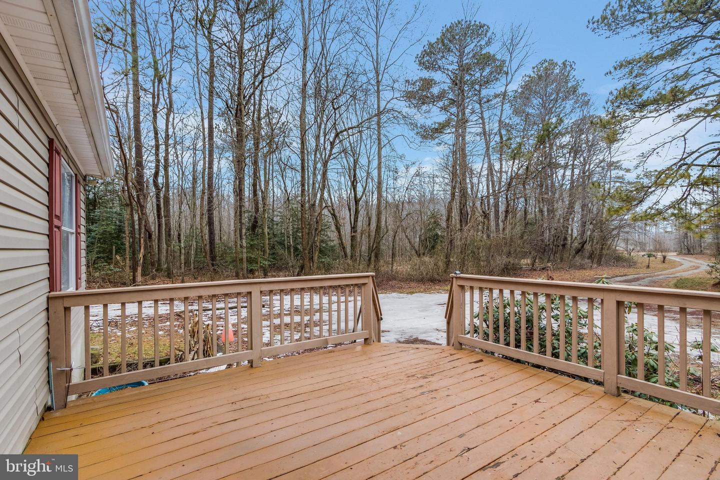 2578 Williamsville Rd Property Photo 6