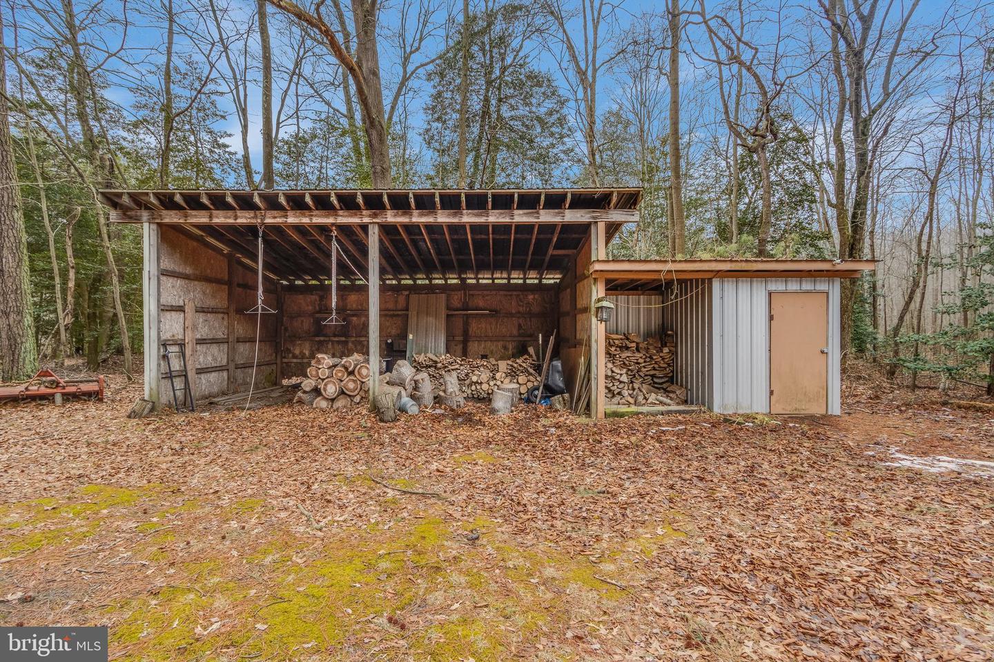 2578 Williamsville Rd Property Photo 48