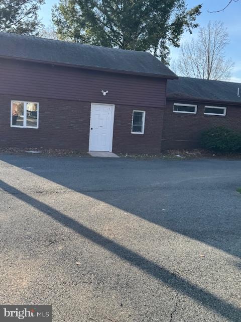 896 S State St Property Photo 2