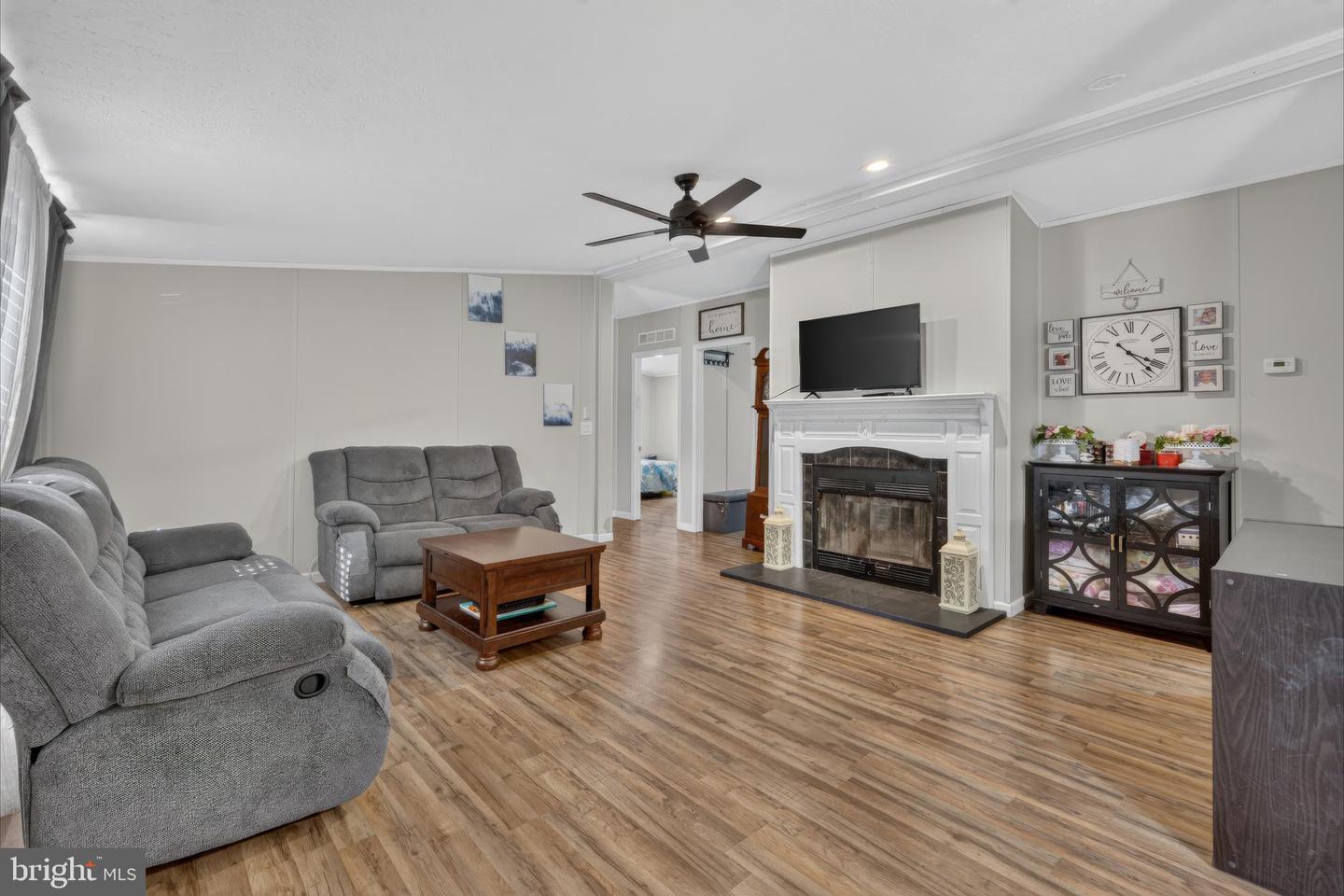 131 Pine Cone Dr #131 Property Photo 6