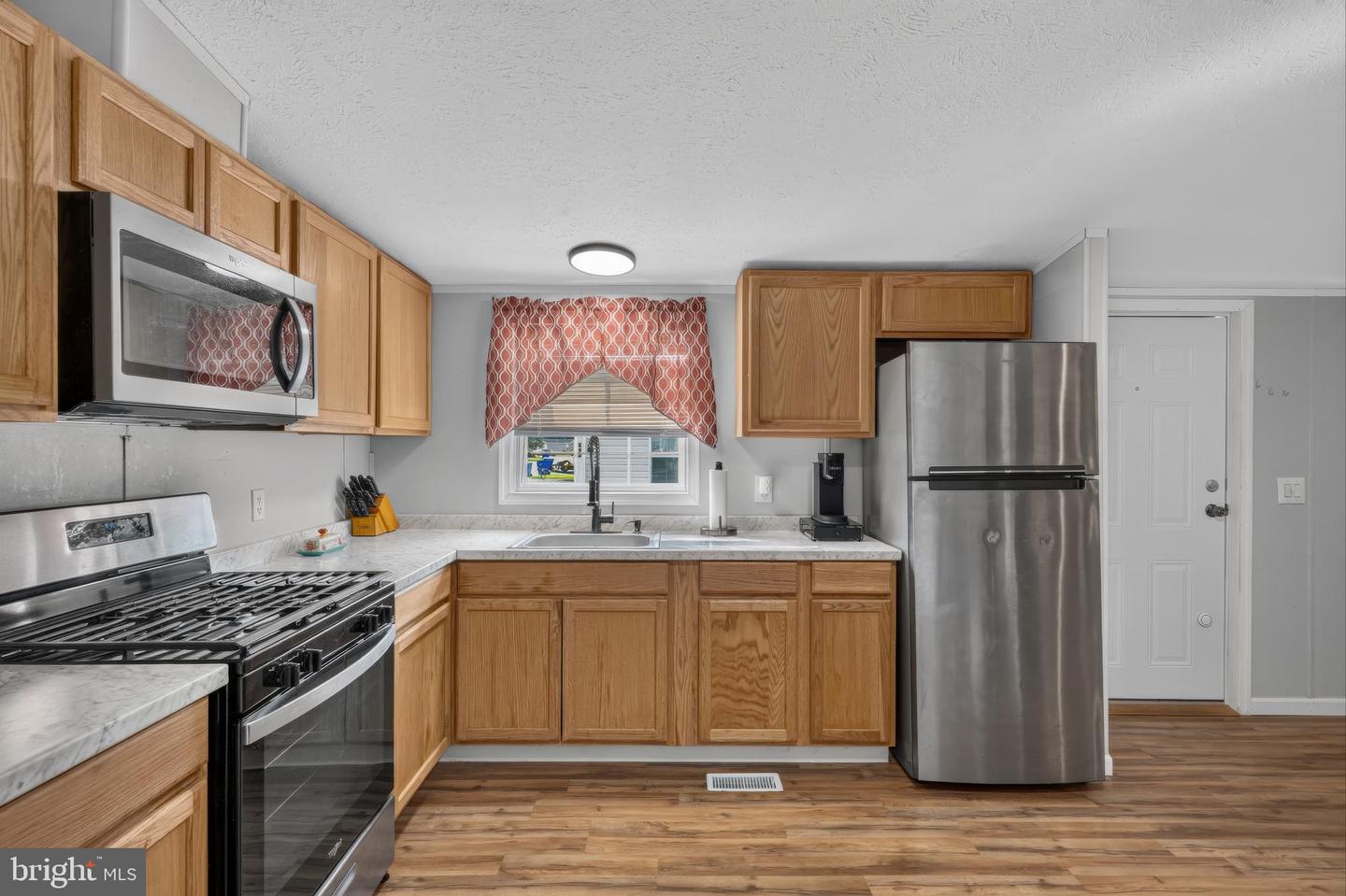 131 Pine Cone Dr #131 Property Photo 8