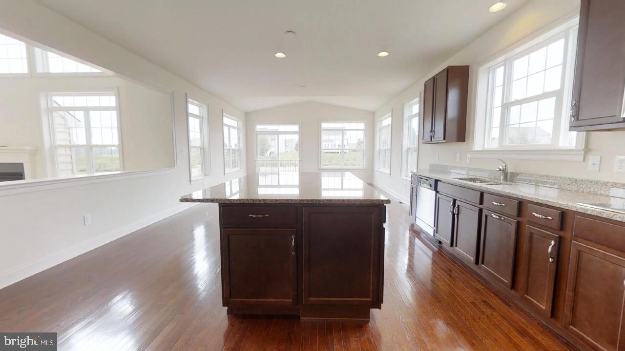 1 Summit Dr #philadelphian Property Photo 10
