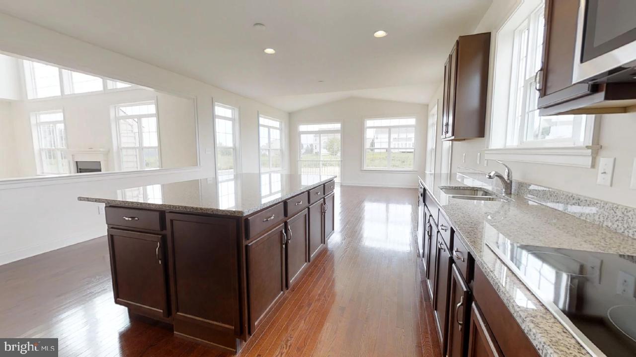 1 Summit Dr #philadelphian Property Photo 14