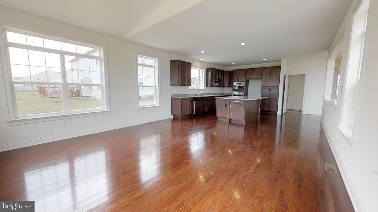 1 Summit Dr #philadelphian Property Photo 15