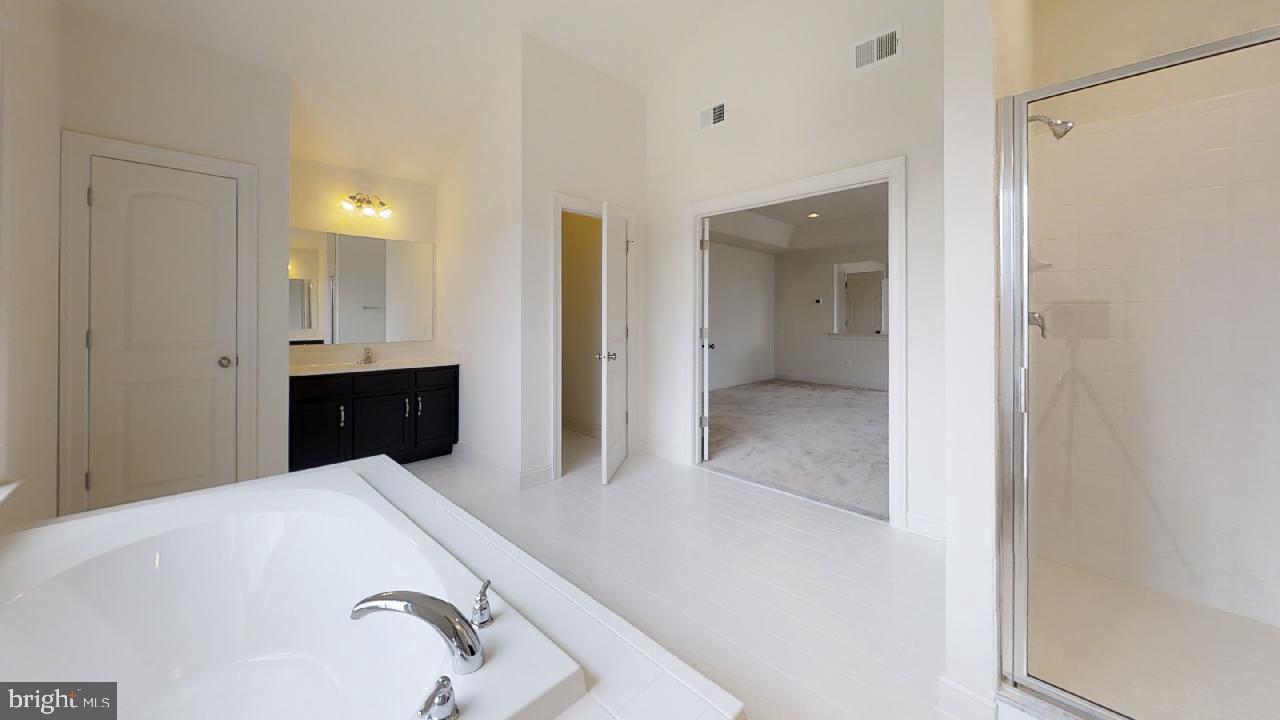 1 Summit Dr #philadelphian Property Photo 40