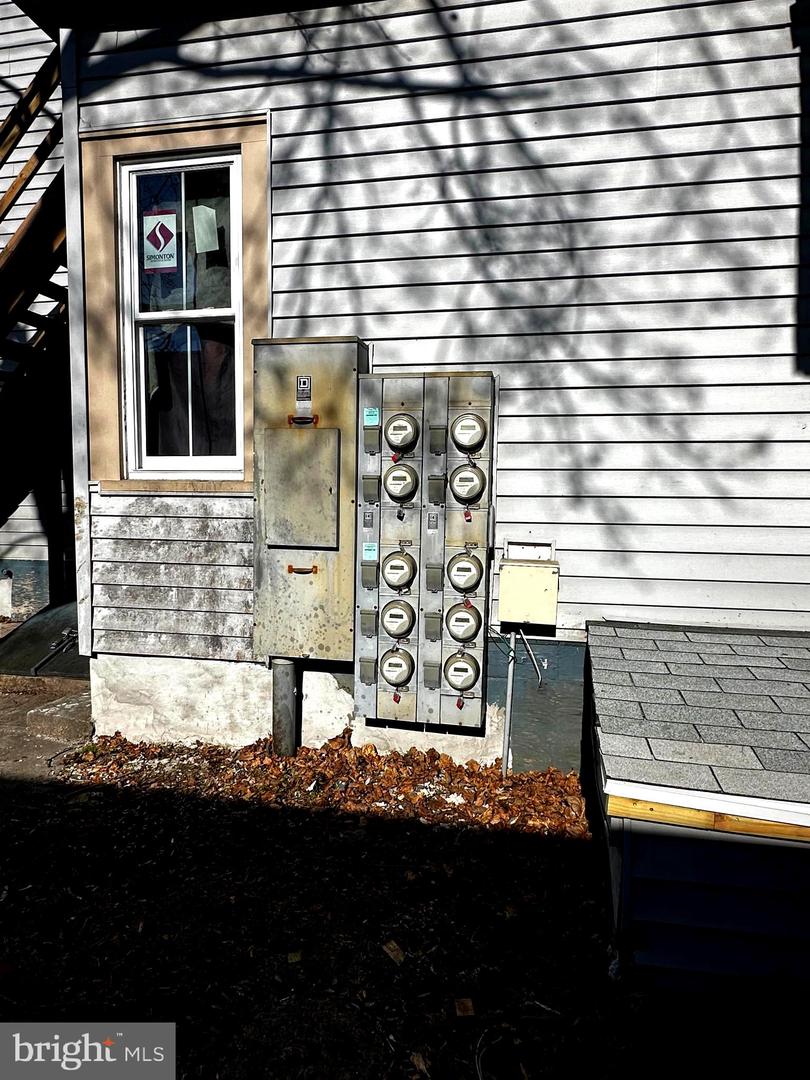 26 S State St Property Photo 5