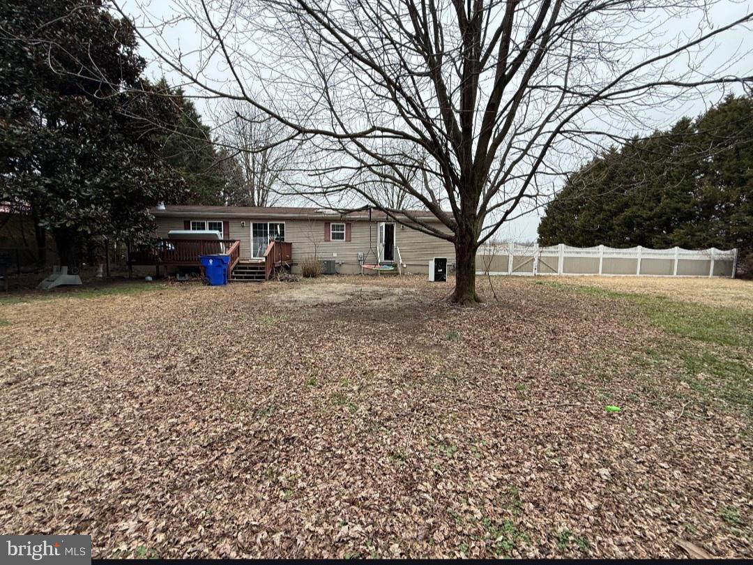21 Cedar Crest Ln Property Photo 3