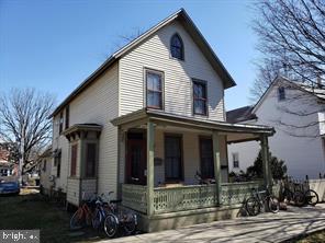 33 S Governors Ave Property Photo 2