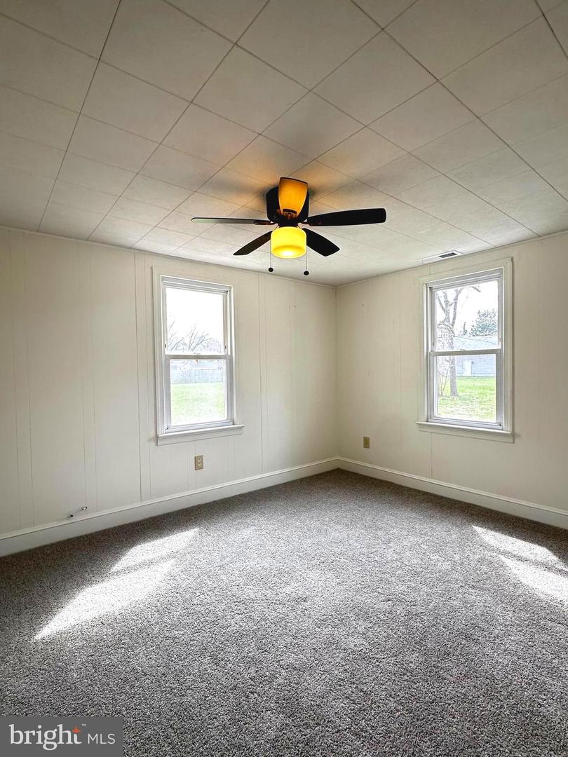 139 Acorn Ln Property Photo 12