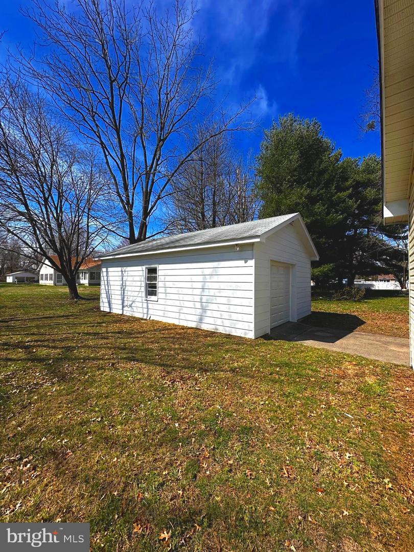 139 Acorn Ln Property Photo 18