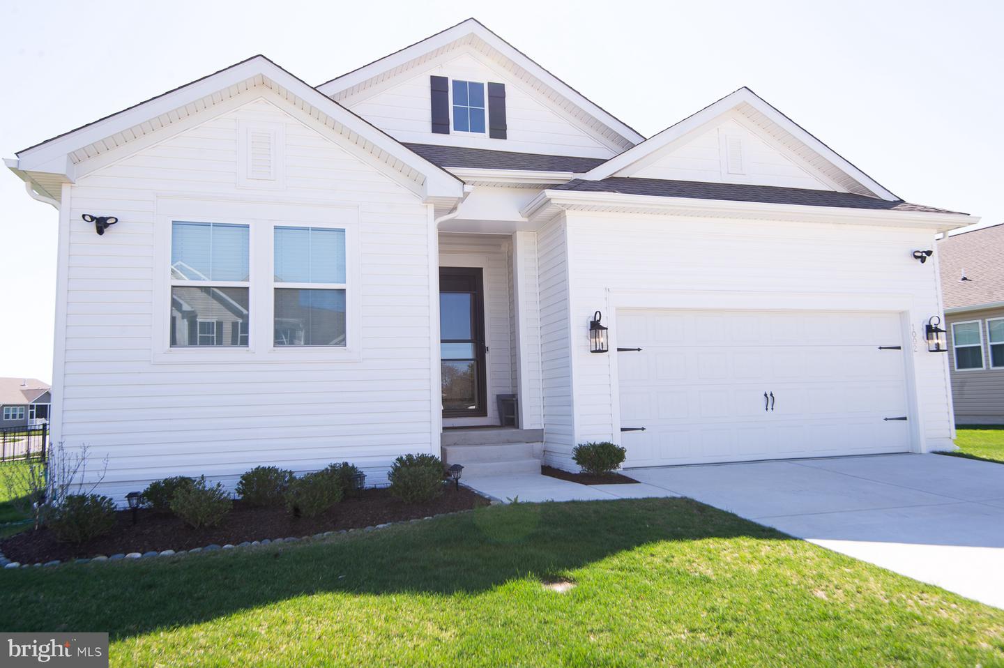 1002 Buxton Cir Property Photo 1