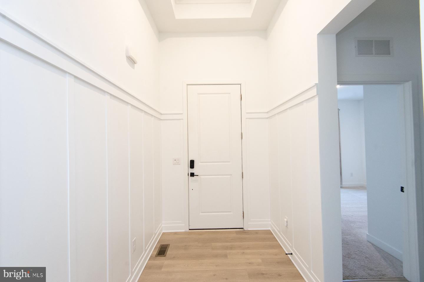 1002 Buxton Cir Property Photo 5