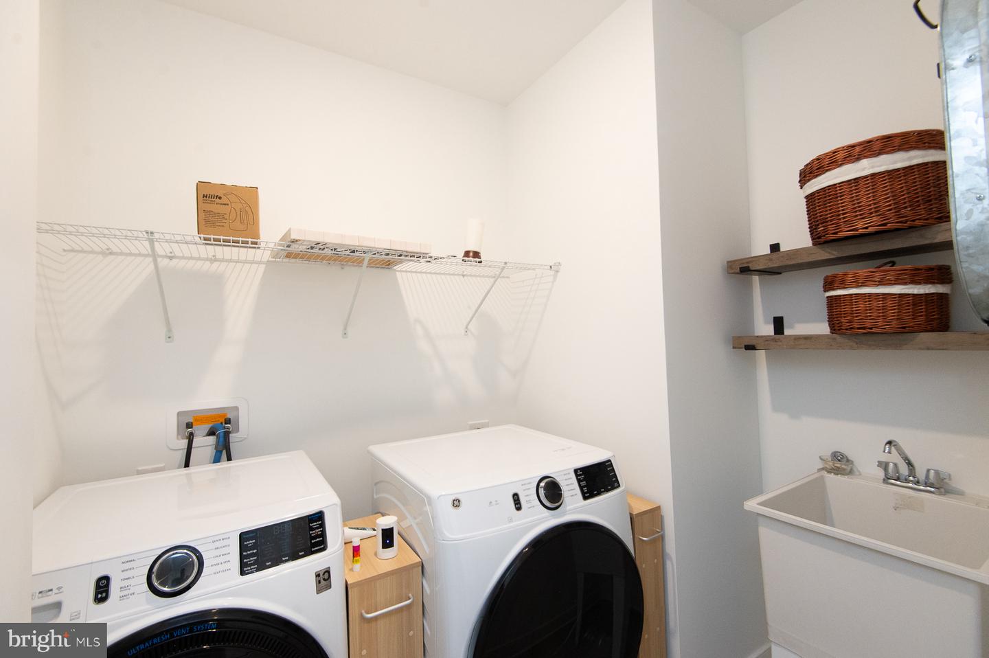 1002 Buxton Cir Property Photo 14