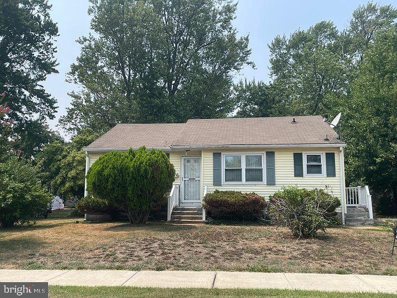 3 DOGWOOD DR