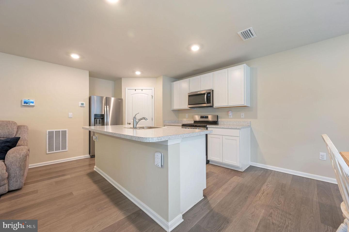 504 Currant Cir Property Photo 6