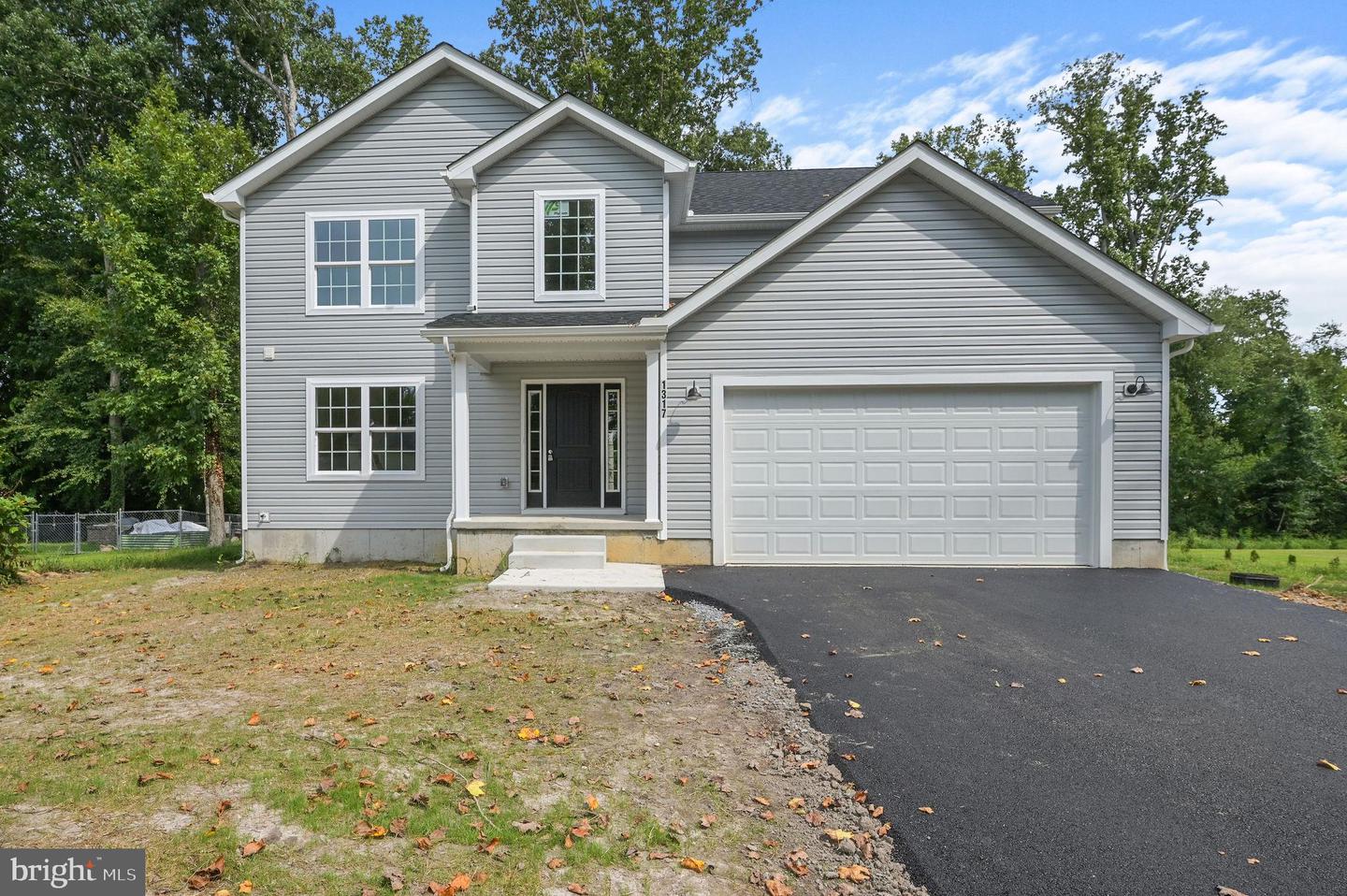 1317 Lochmeath Way Property Photo 2