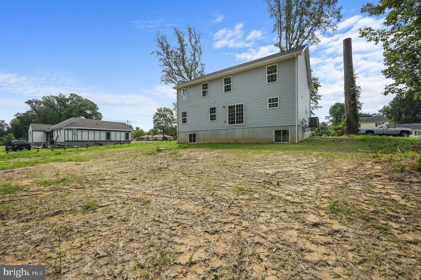1317 Lochmeath Way Property Photo 12