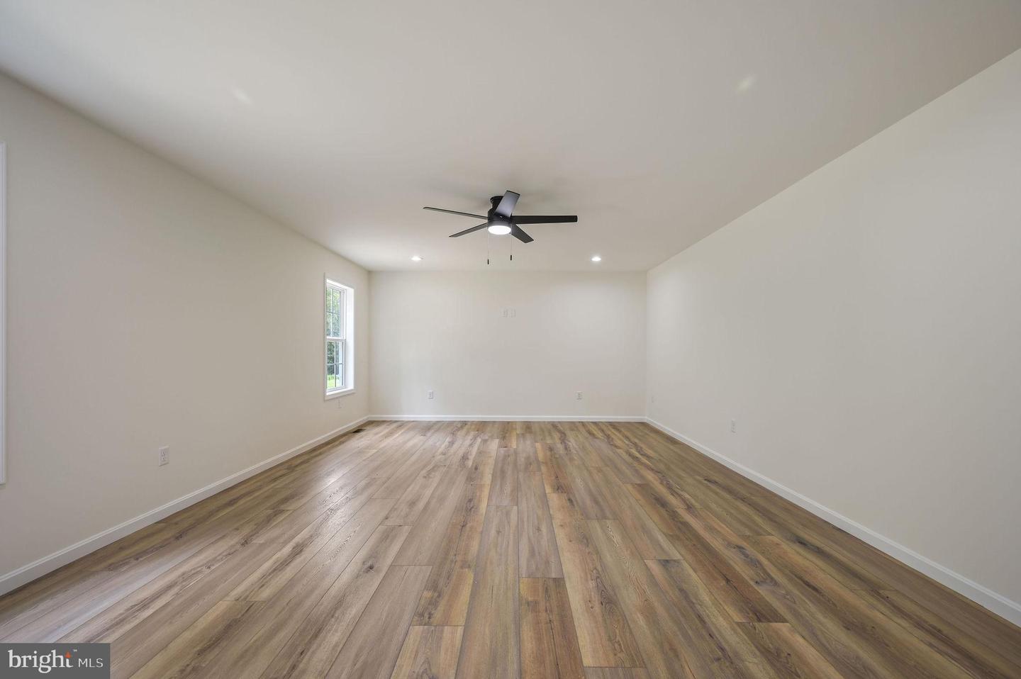 1317 Lochmeath Way Property Photo 22