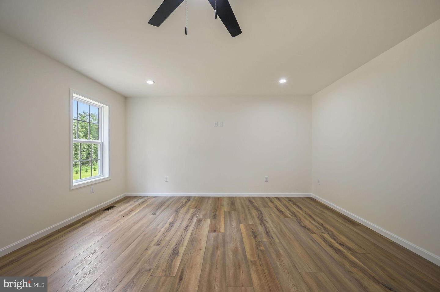 1317 Lochmeath Way Property Photo 23