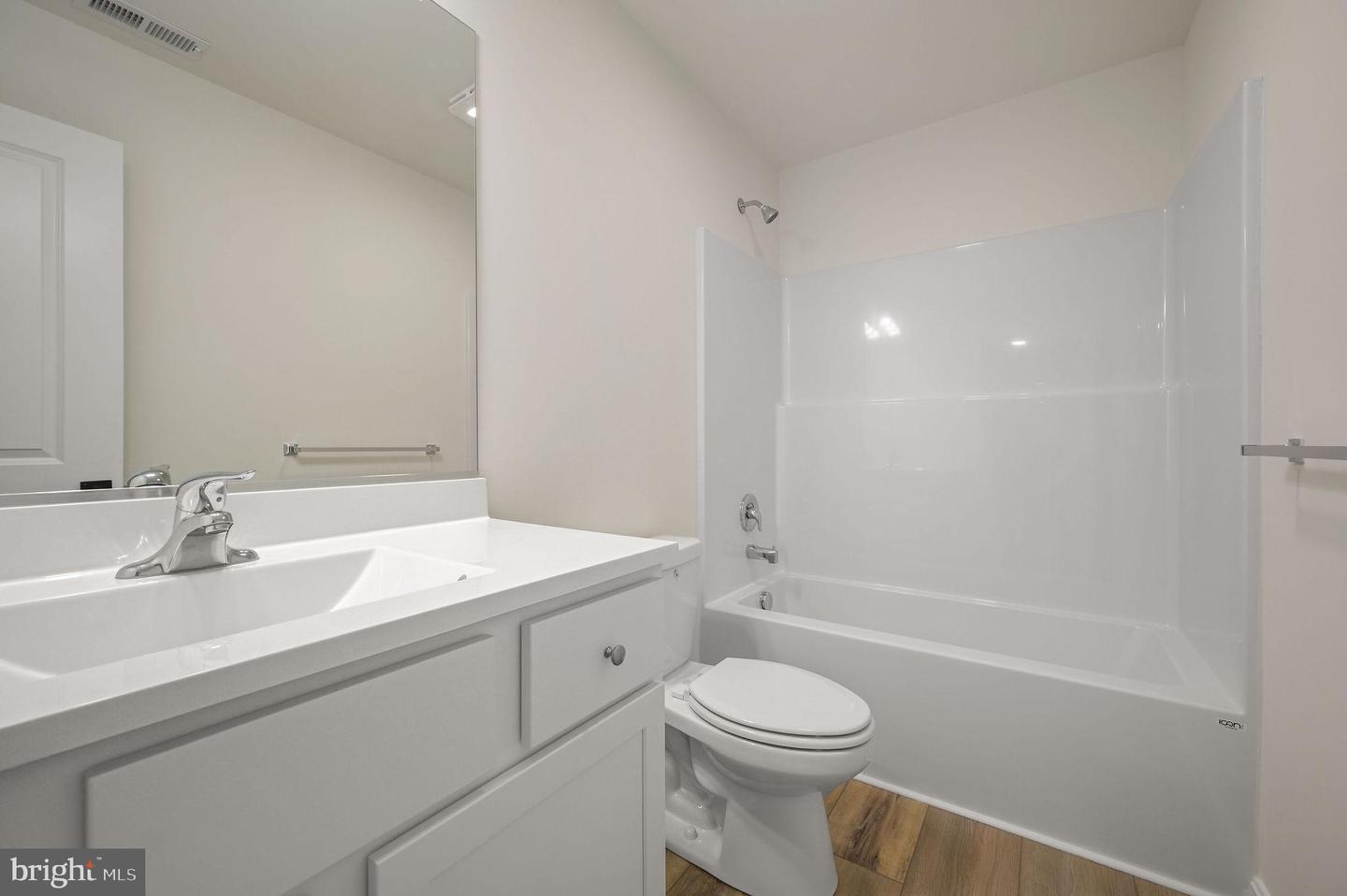 1317 Lochmeath Way Property Photo 34