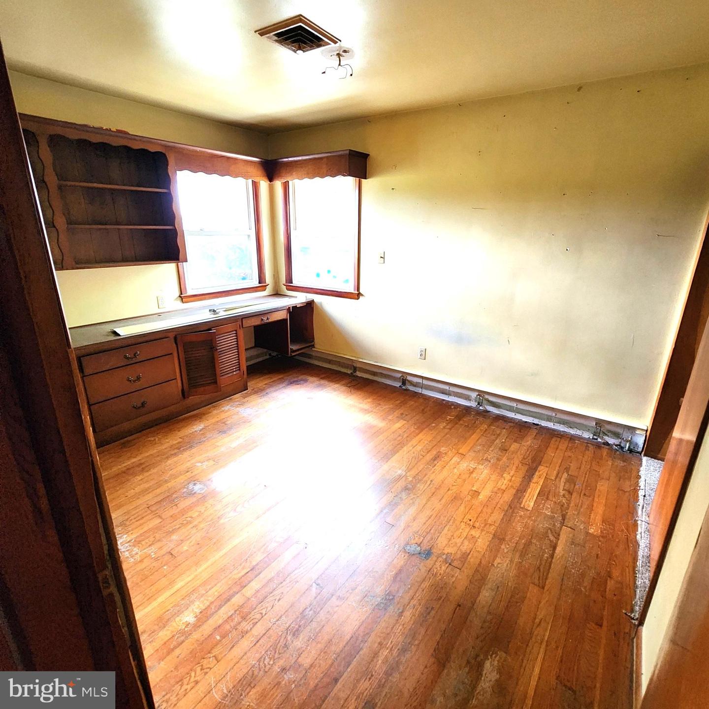 700 Canterbury Rd Property Photo 22