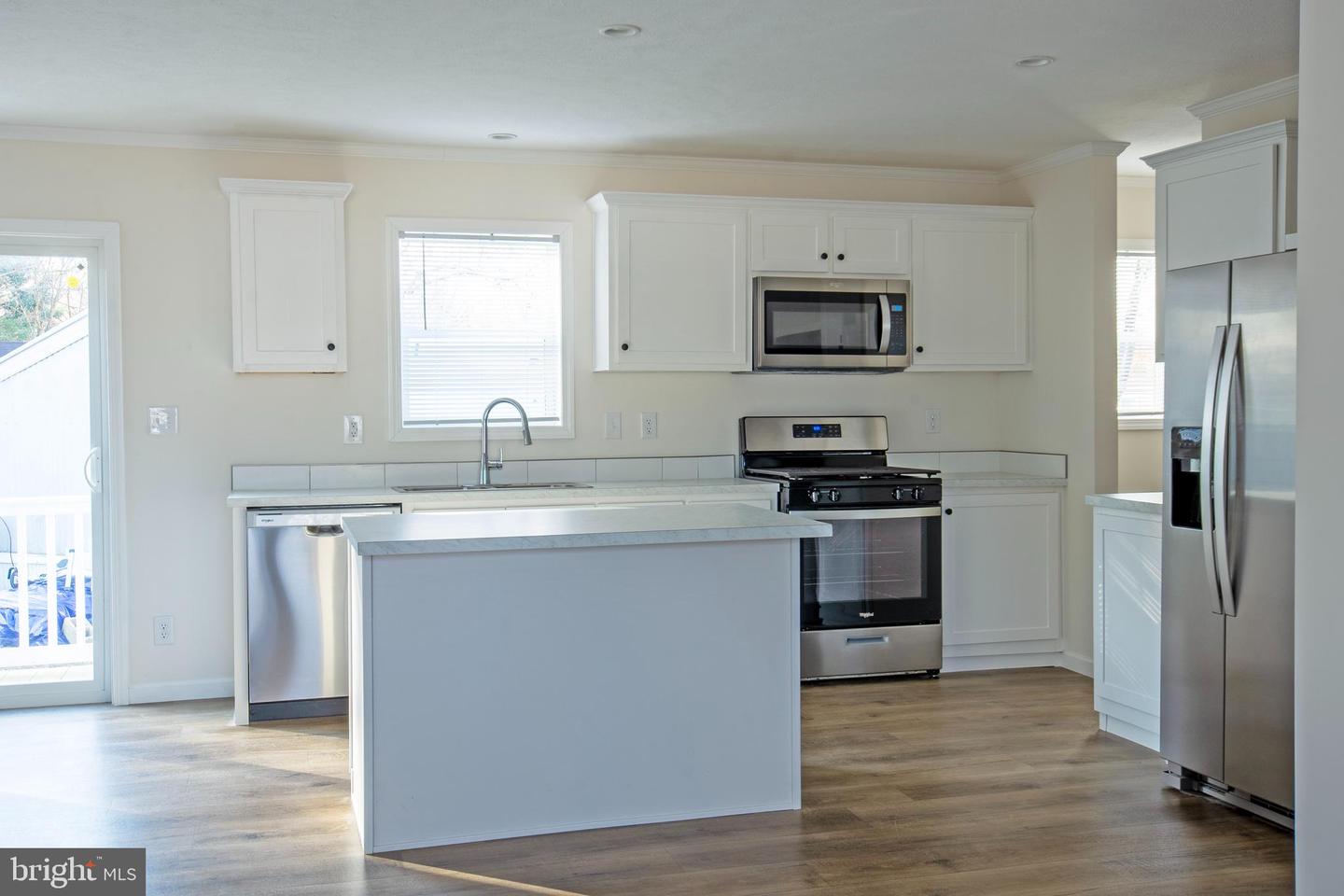 200 S Beechwood Ave #30 Property Photo 4