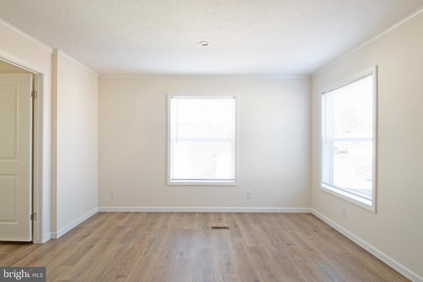200 S Beechwood Ave #30 Property Photo 16
