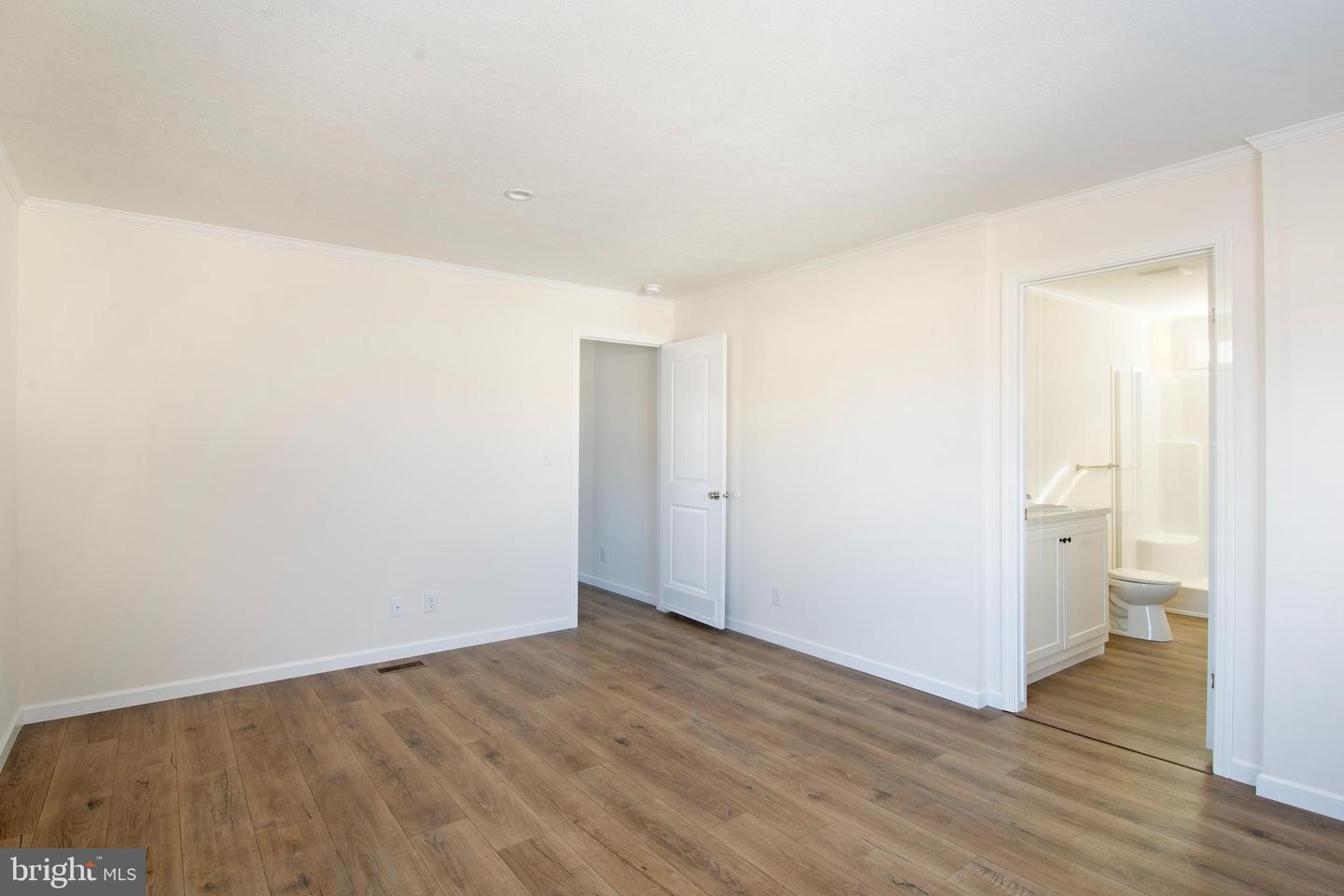 200 S Beechwood Ave #30 Property Photo 17