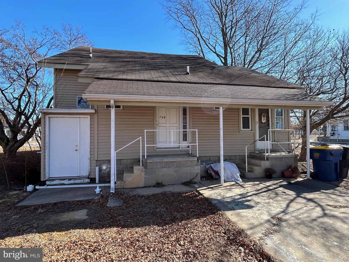 748 S State St Property Photo 5