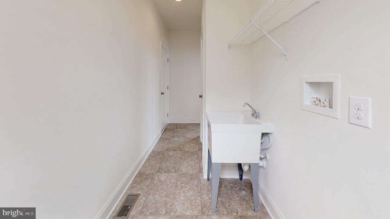 1153 Charleston Cir #philadelphian Property Photo 57