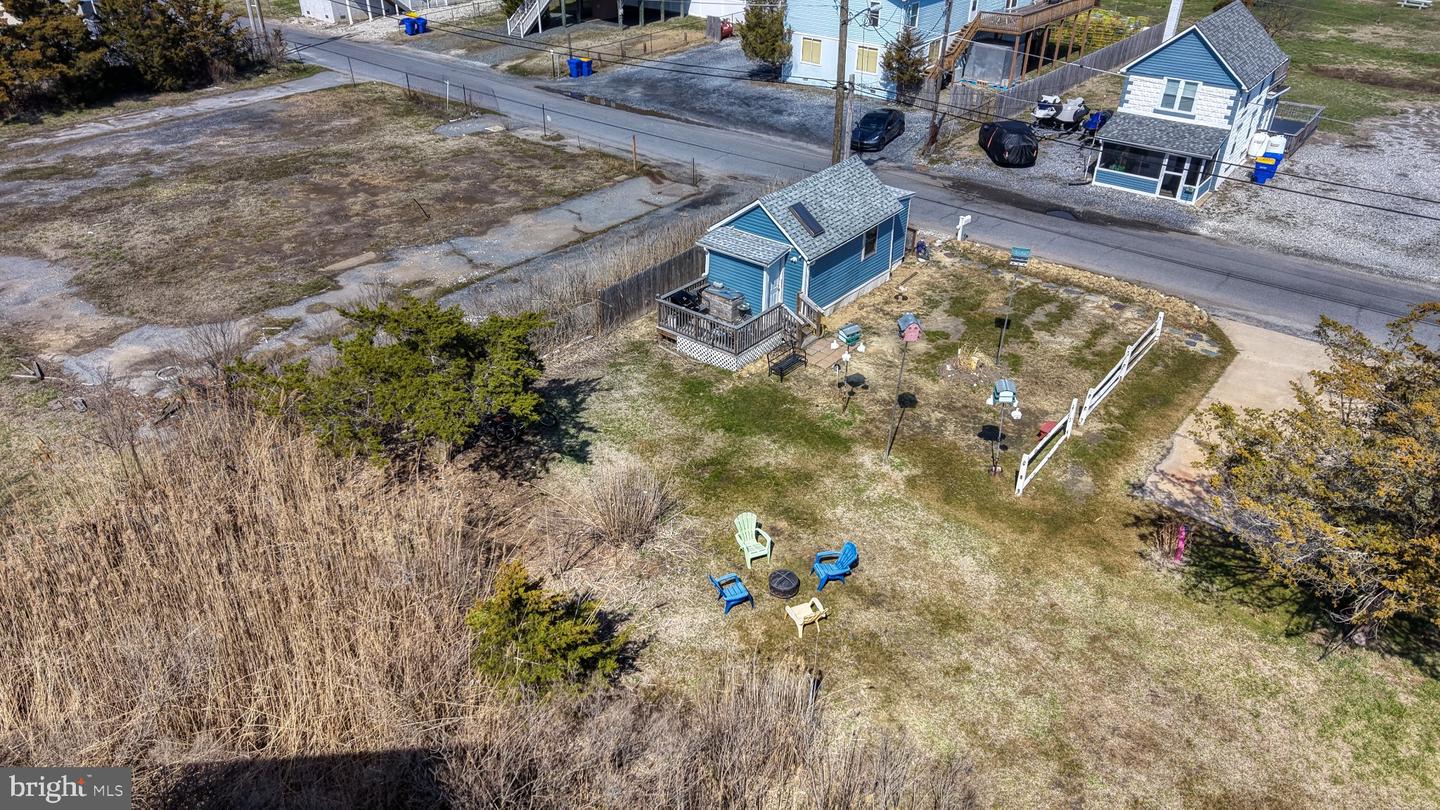 58 Hubbard Ave Property Photo 4