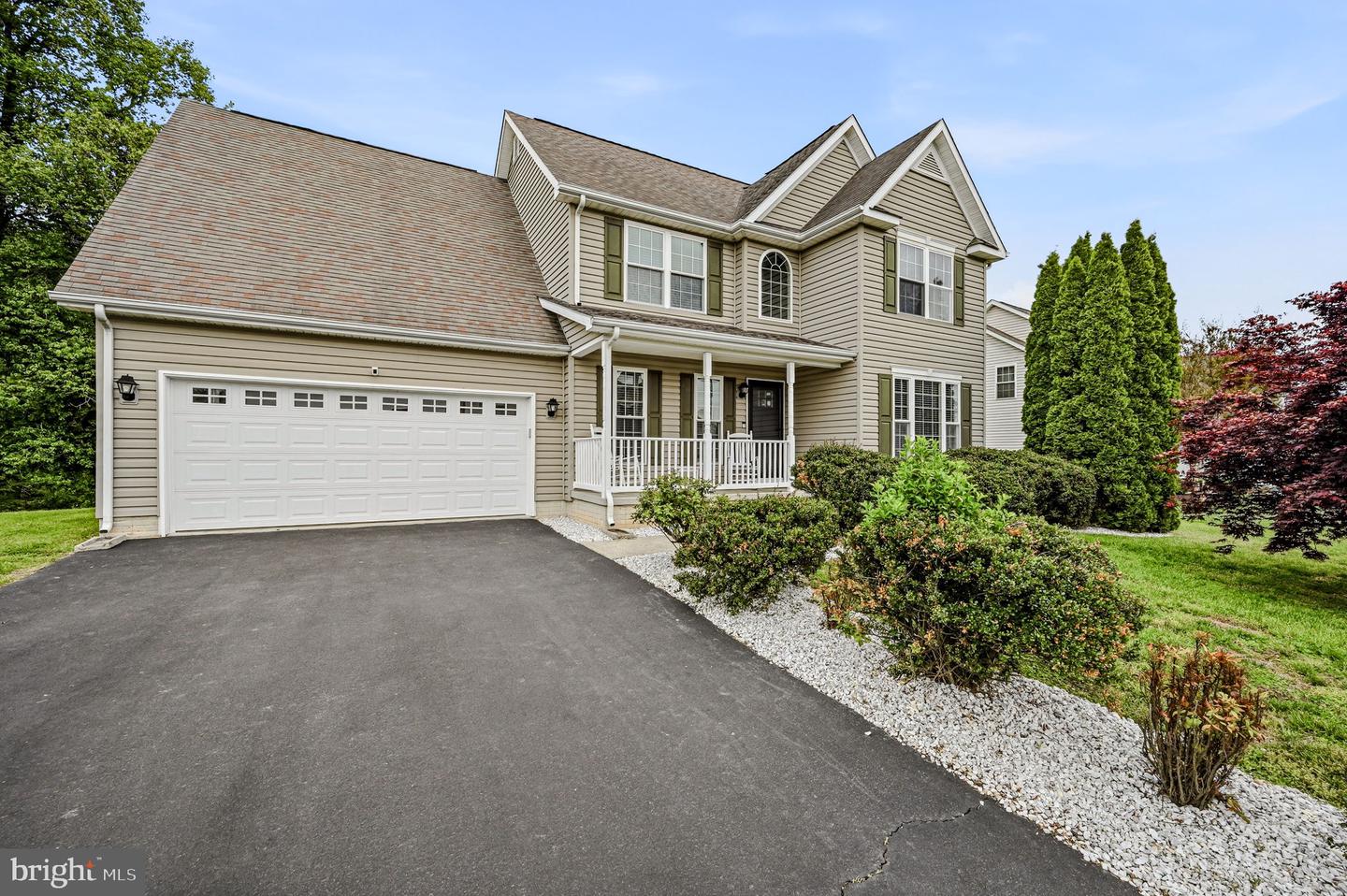 165 India Dr Property Photo 1
