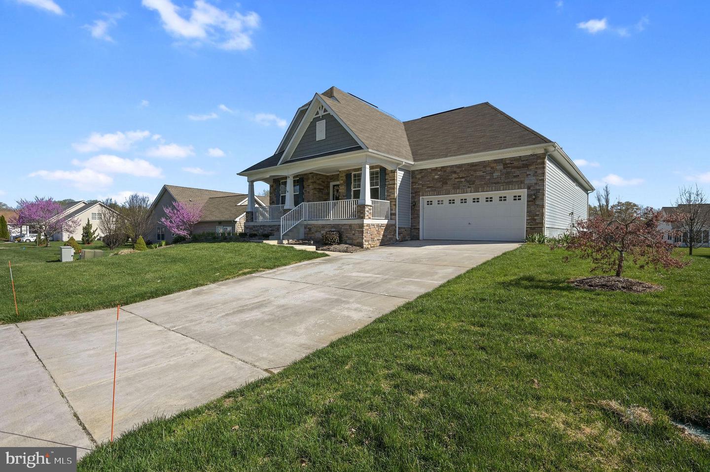 392 Winesap Ln Property Photo 2