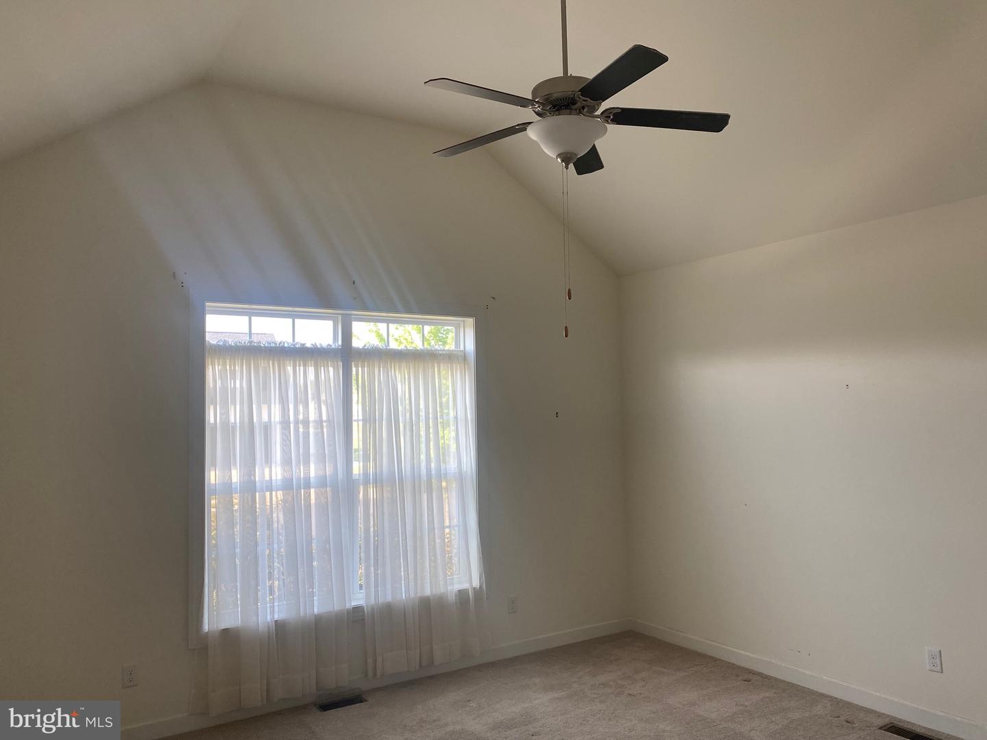 69 Amanda Ave Property Photo 13