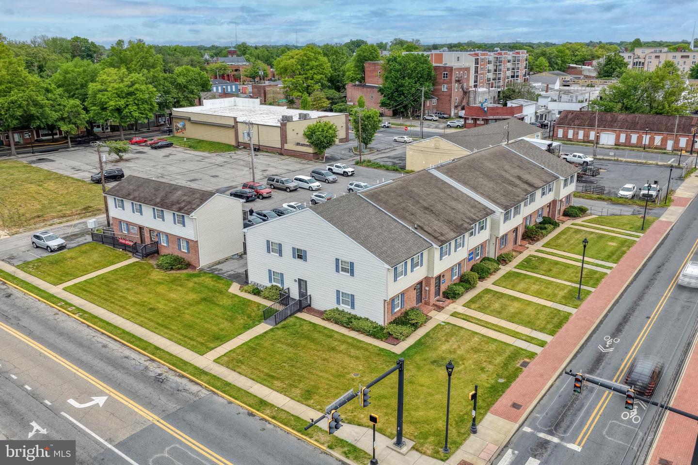 371 W North St #unit A And Unit B Property Photo 4