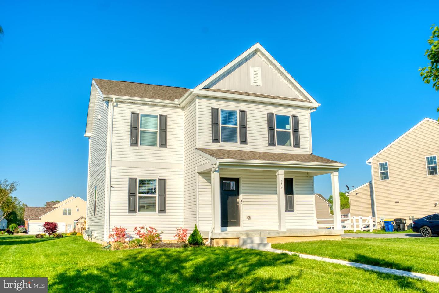 134 MEADOW GREEN AVE