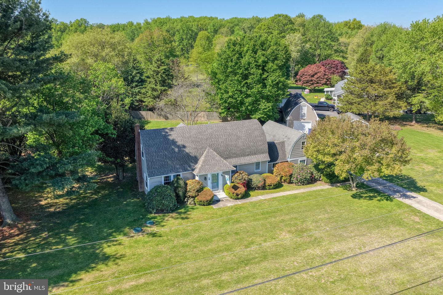 707 Blackiston Rd Property Photo 2