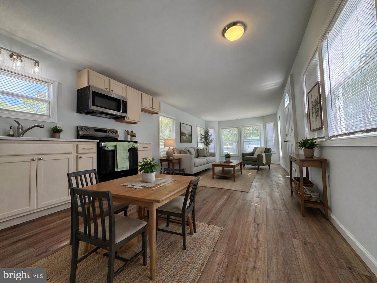 151 Roosevelt Ave #c7 Property Photo 1
