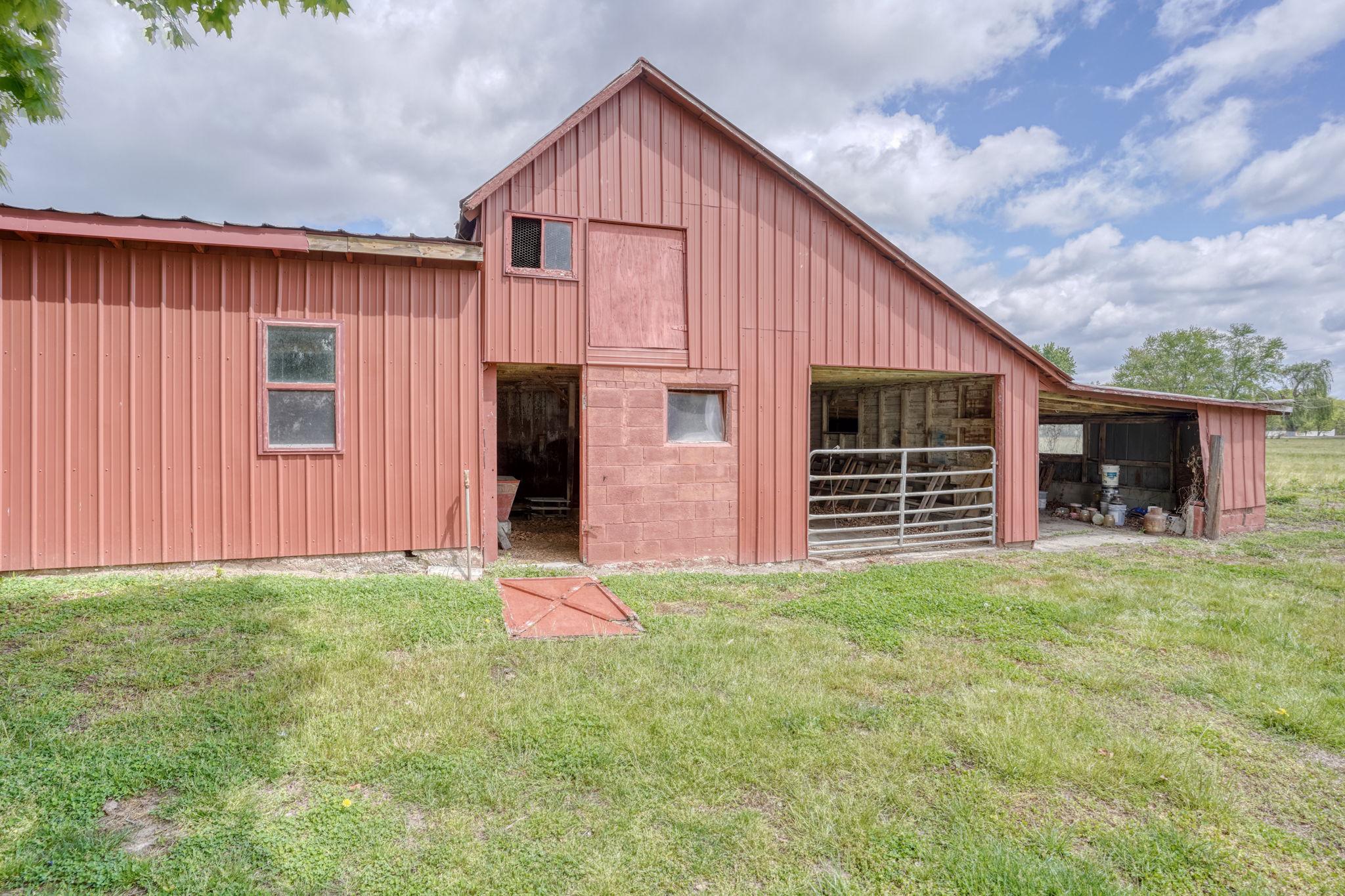 461 Hartly Rd Property Photo 6
