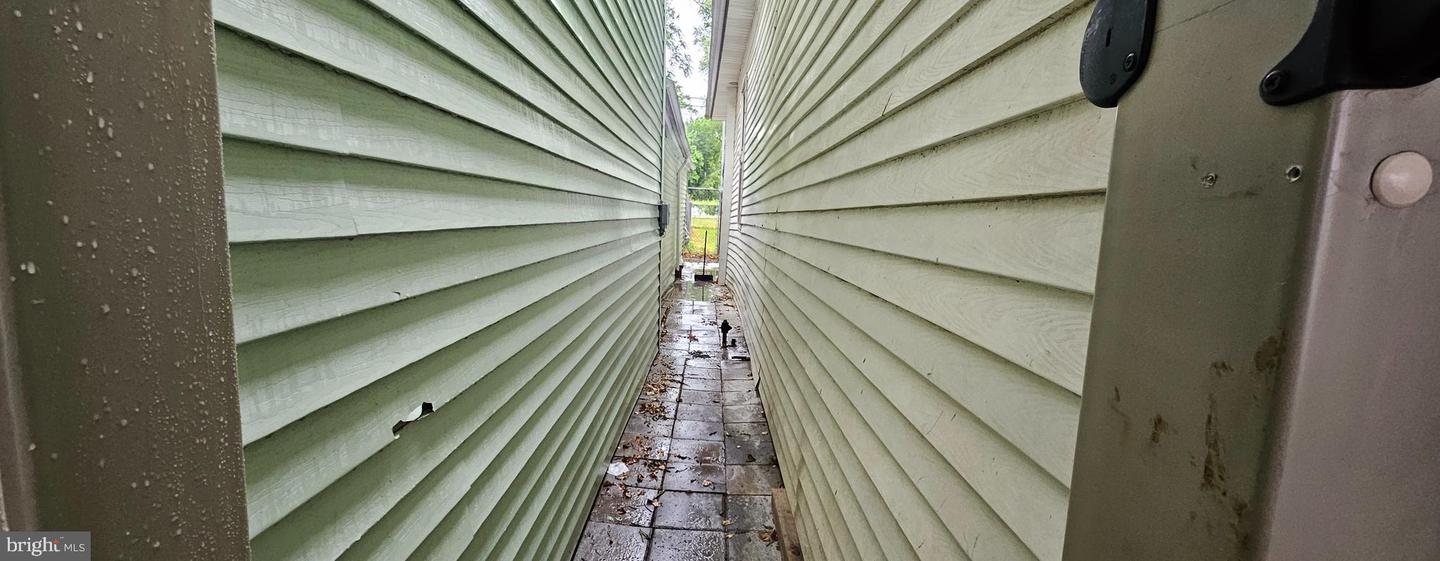 317/319 Loockerman St Property Photo 5