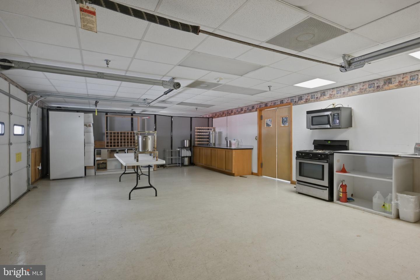 DEKT2046764 Property Photo 12