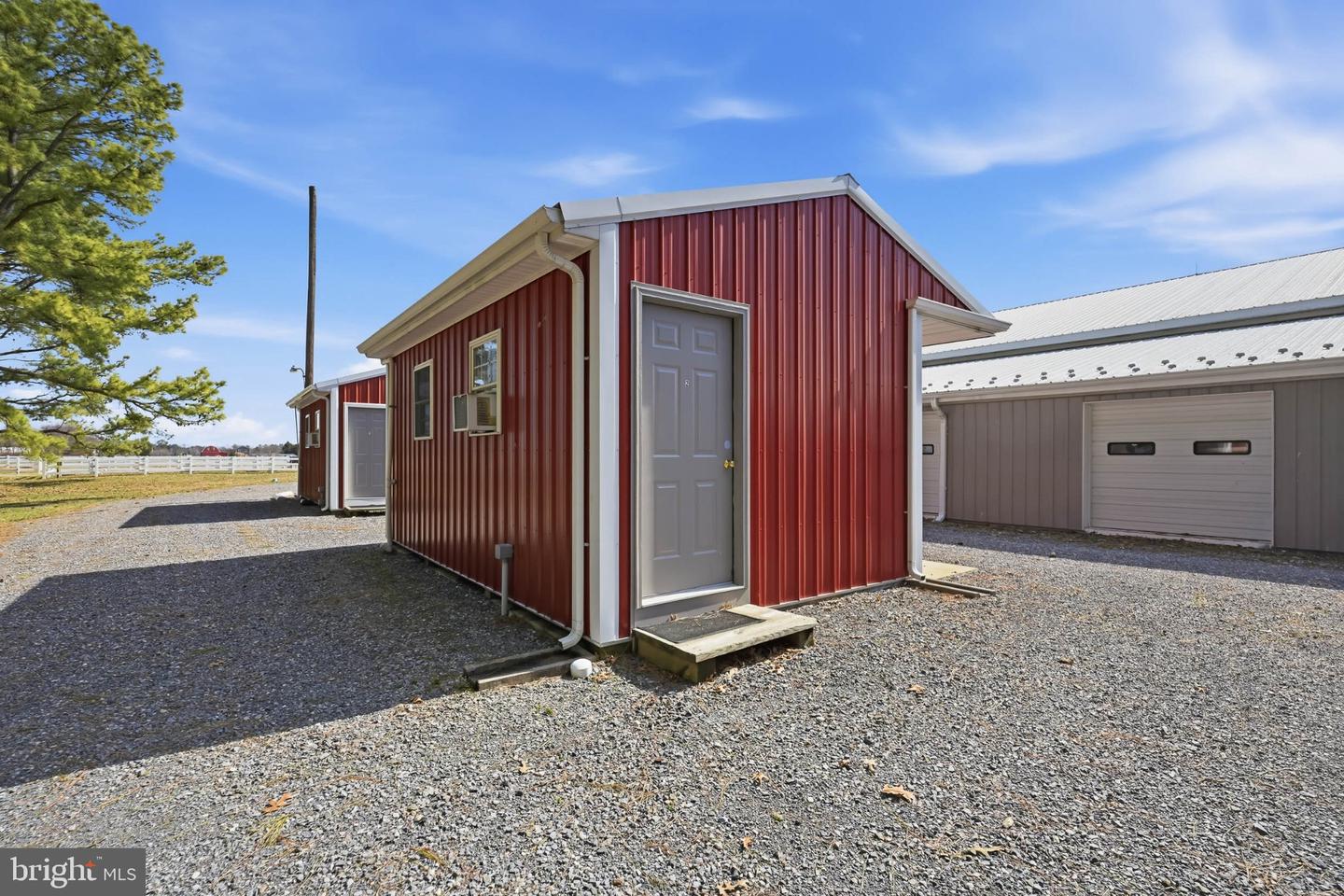 DEKT2046764 Property Photo 32