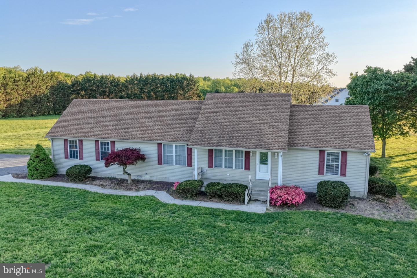 1663 White Marsh Branch Rd Property Photo 2