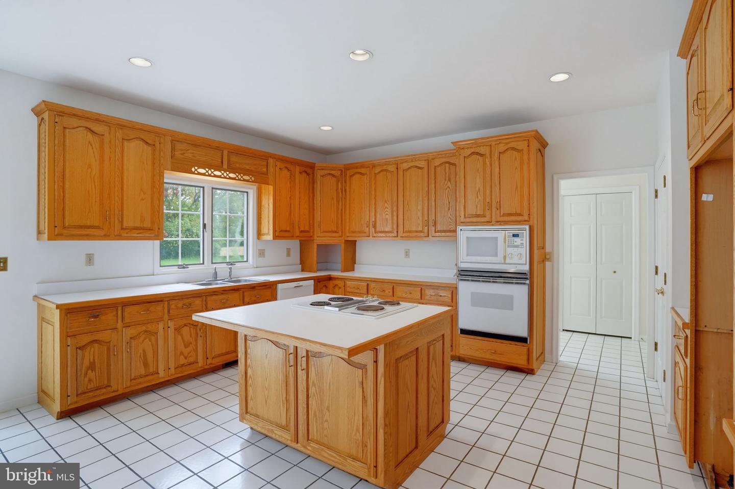 303 Quail Run Property Photo 23