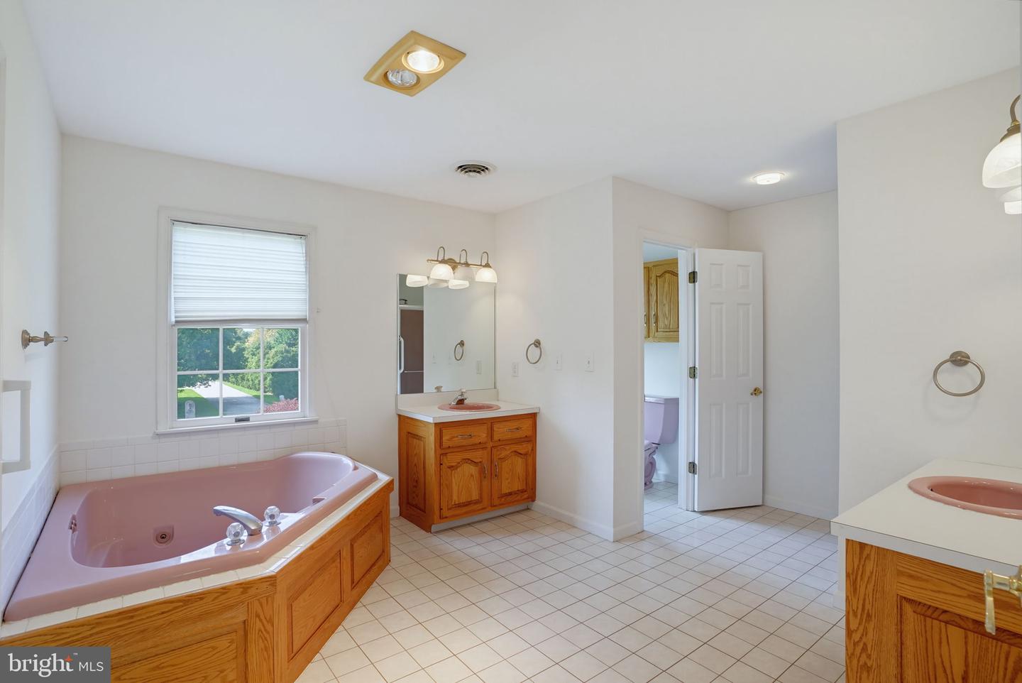 303 Quail Run Property Photo 32