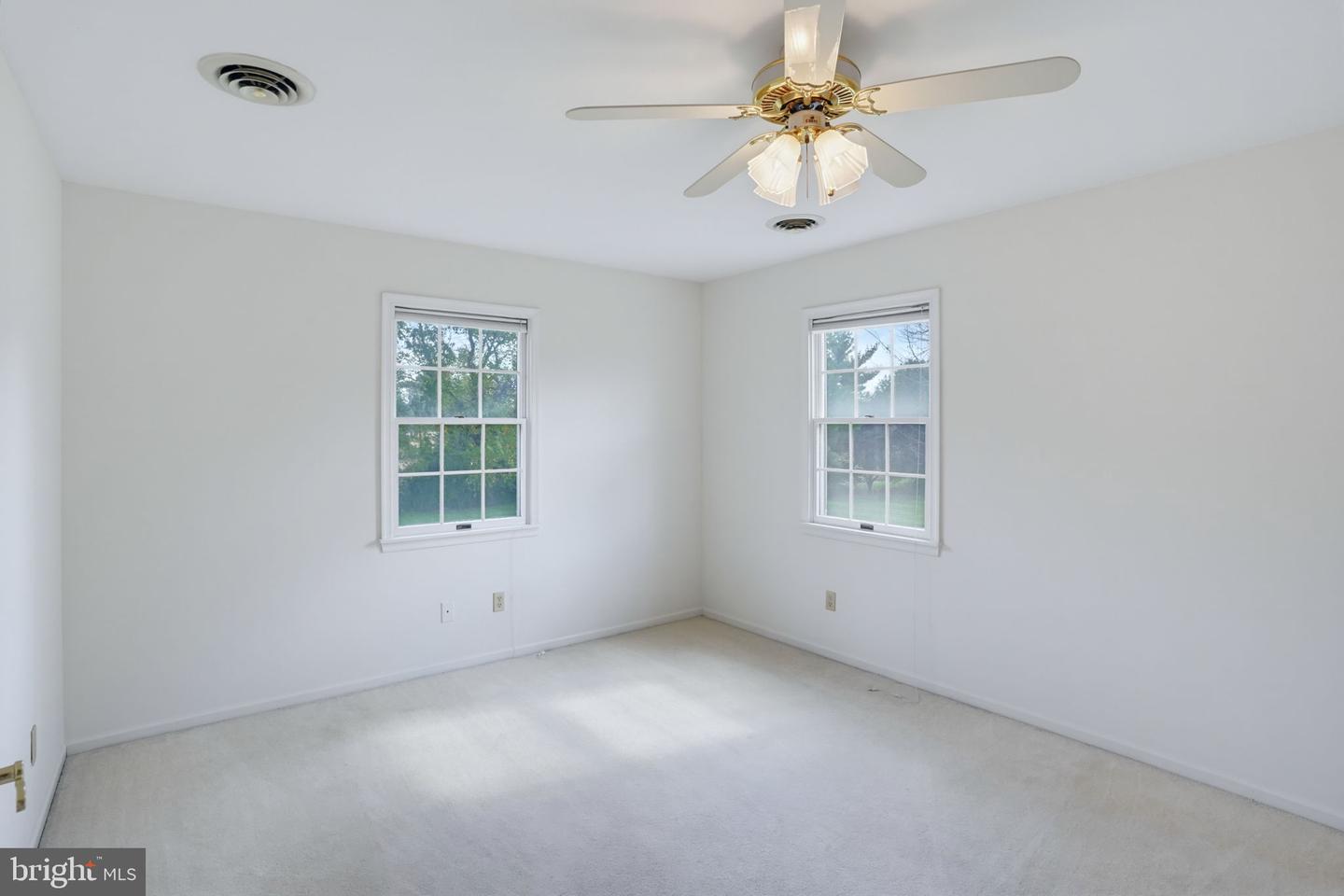 303 Quail Run Property Photo 36