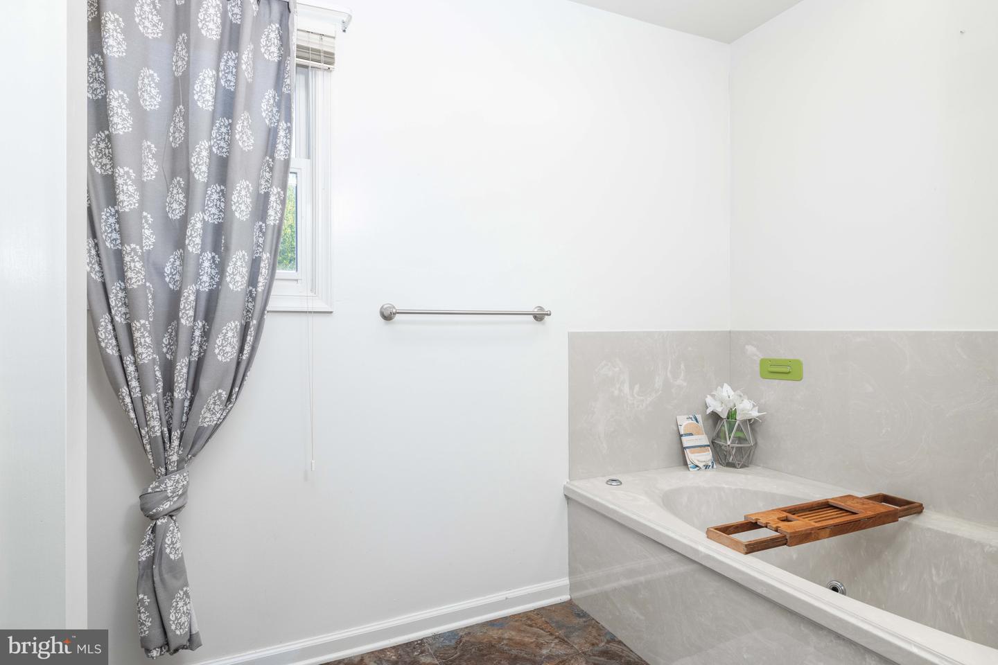 2 Hemsted Ct Property Photo 28