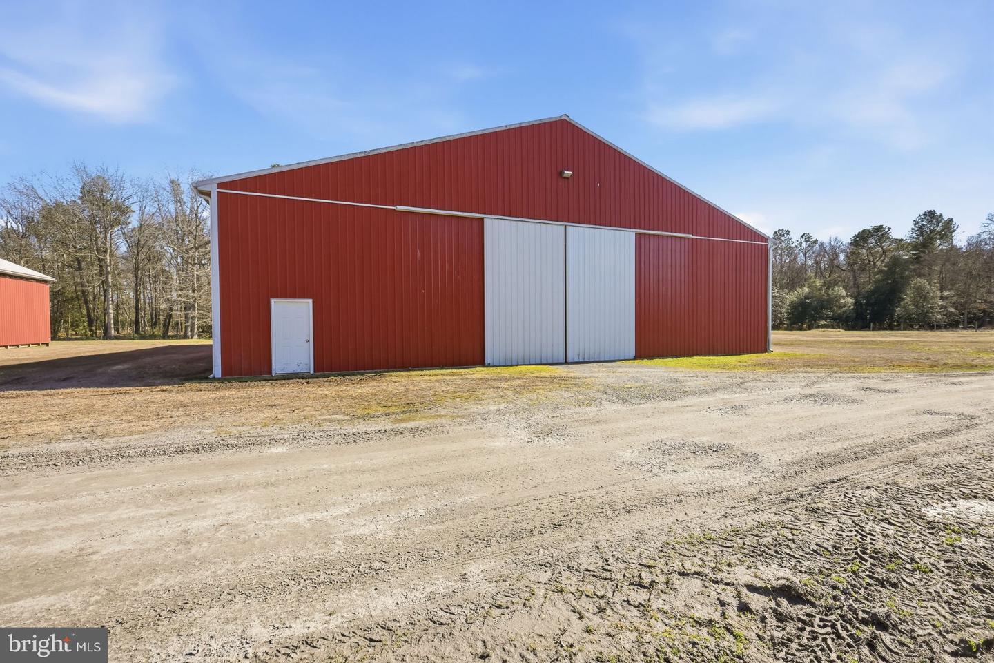 DEKT2046930 Property Photo 23