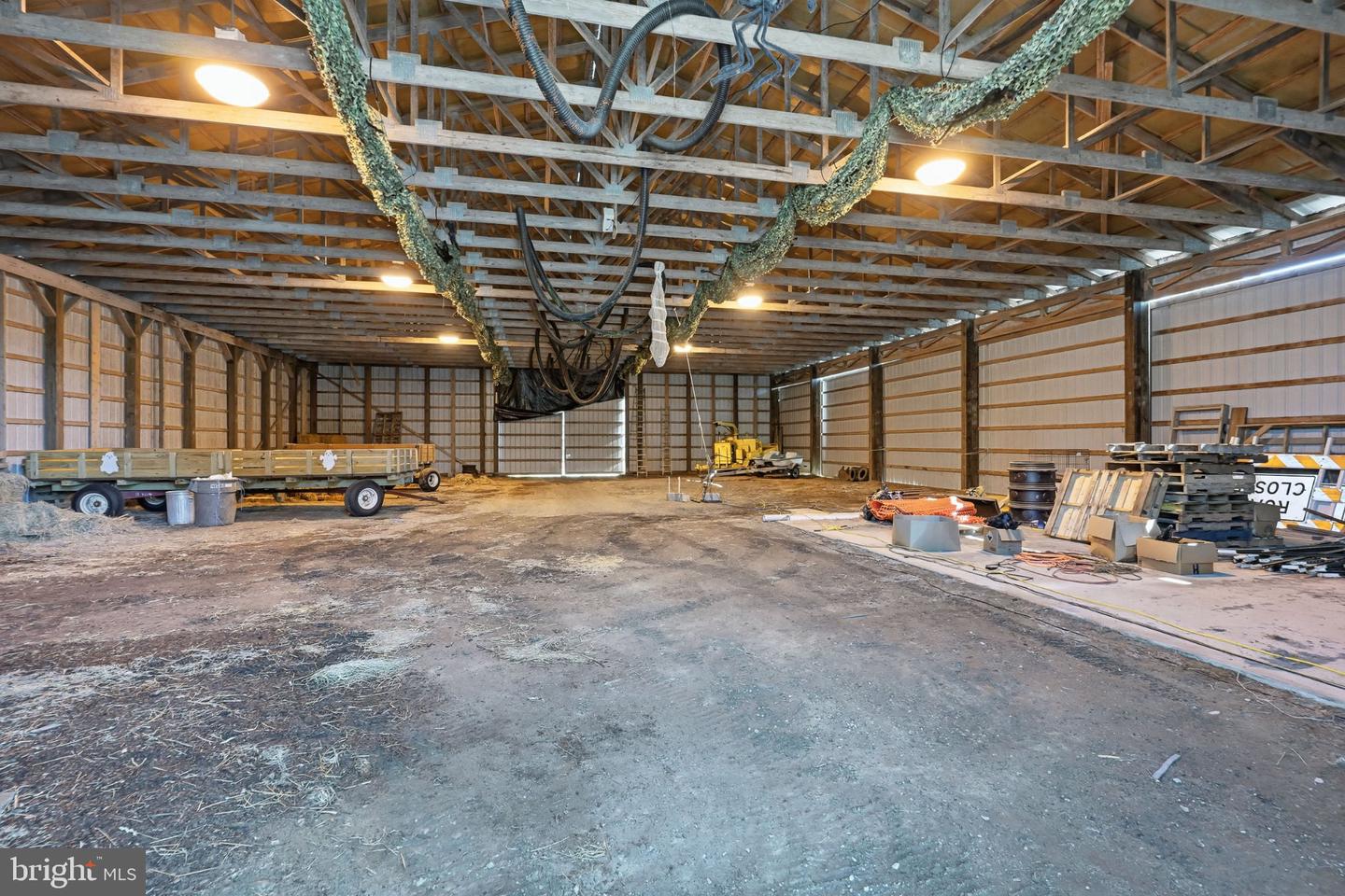 DEKT2046930 Property Photo 24