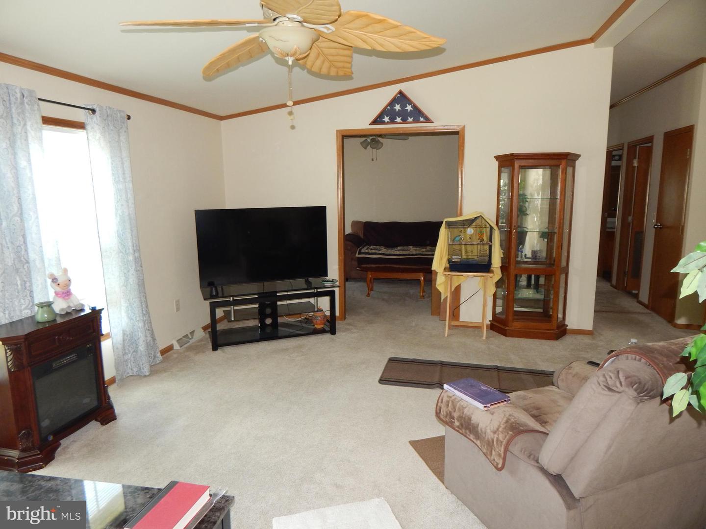 537 Weaver Dr #537 Property Photo 9